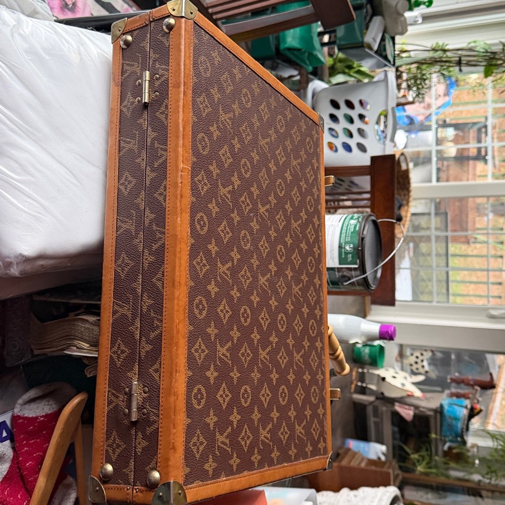 Louis Vuitton Monogram Brown Briefcase with Gold Lock - Picture 5 of 5